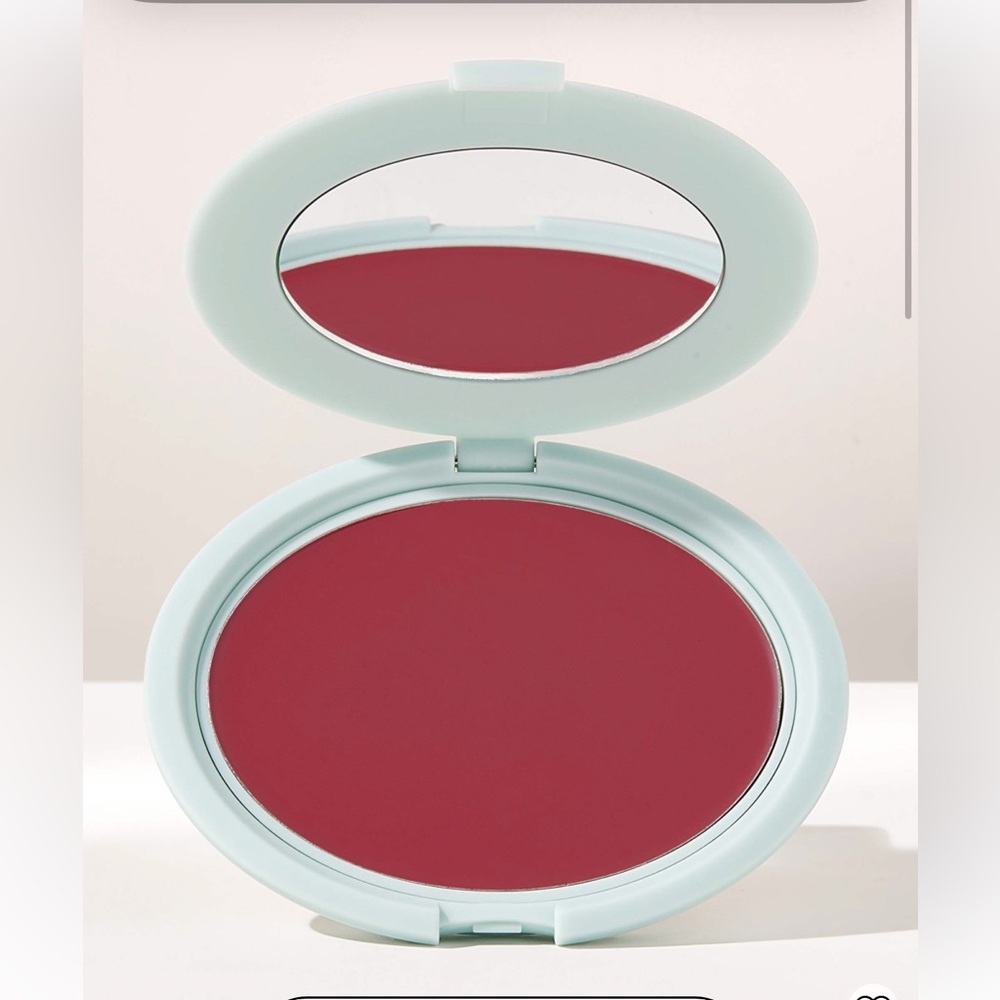 Tarte Blush shade Berry Bliss